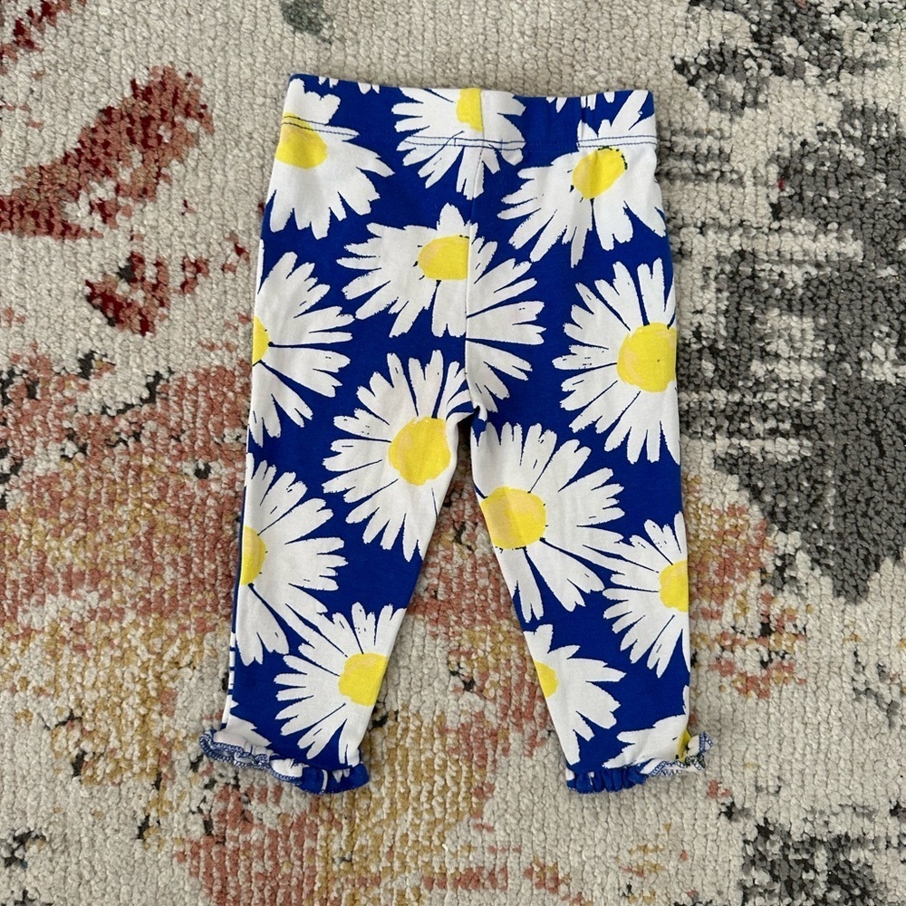 Carter’s Daisy Print Leggings 9 Months Baby Girl Like New Condition
Never worn - Picture 8 of 11